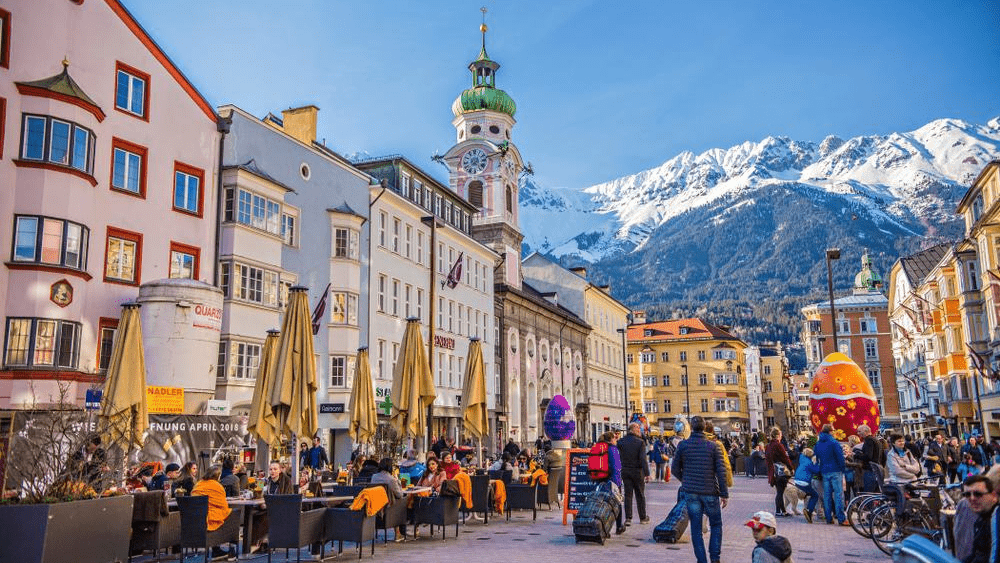 Innsbruck, ciudad austriaca entre montañas que ver en Austria.