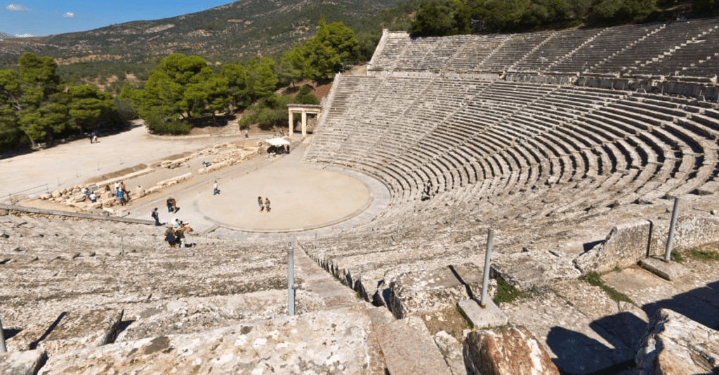 10 Lugares que ver en Grecia: Teatro de Epidaurus