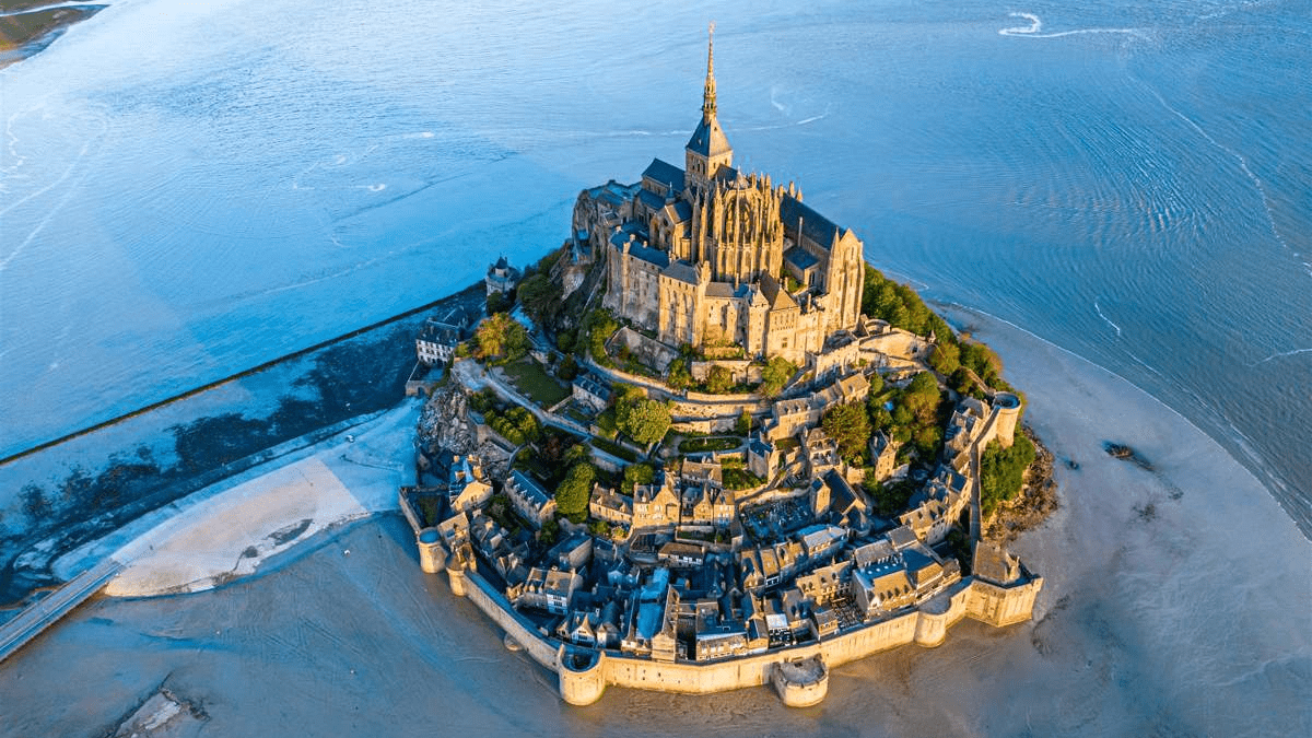 Mont Saint-Michel, castillos en Francia