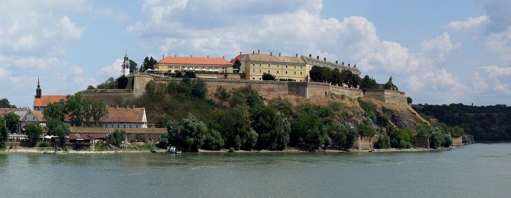 Castillo de Petrovaradin cosas que ver en Serbia