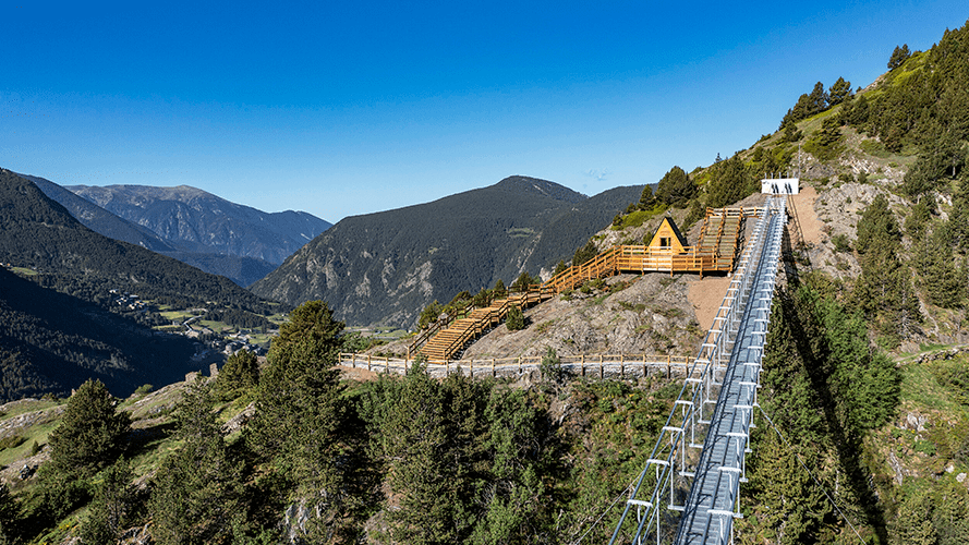 10 lugares que ver en Andorra. Puente Tibetano de Andorra.